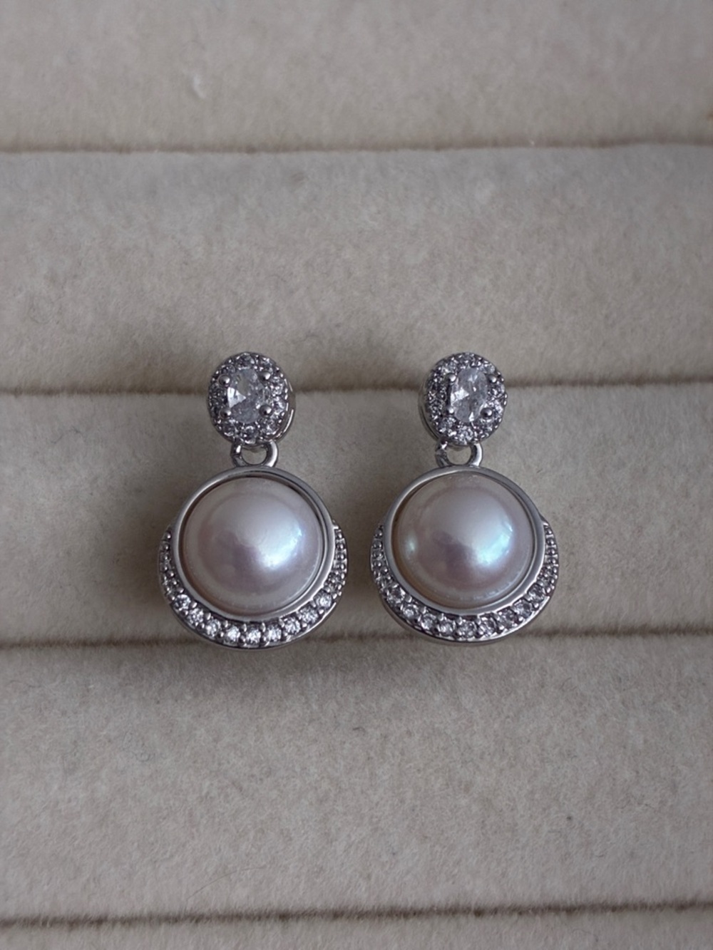 Classic Pearl Halo Drop Earrings Silver Tone Crystal Freshwater Pearl